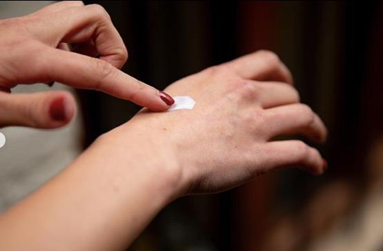 Douvall's Argan Daily Moisturiser with SPF30 UVA/UVB Protection 60ml