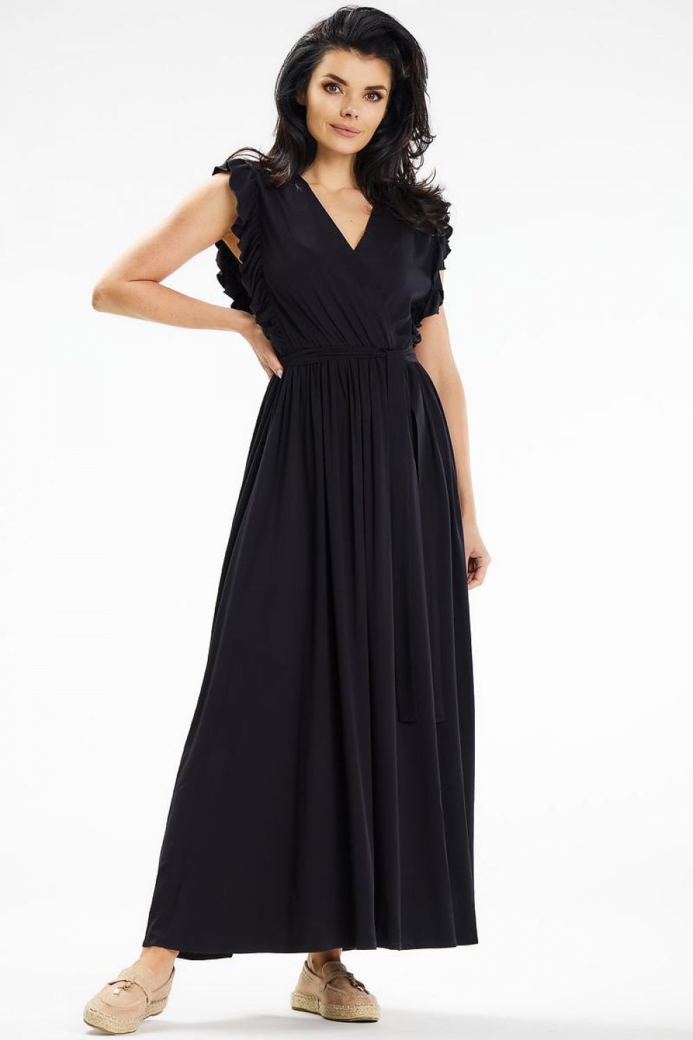 Awama Maxi Daydress with Envelope Neckline and Ruffled Shoulders black