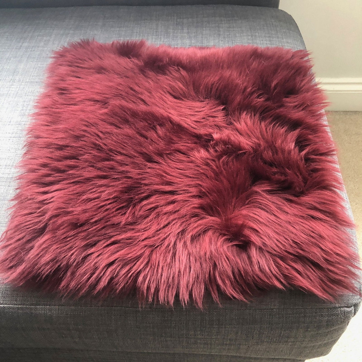 British Sheepskin Square Seat Cover 37cm Burgundy