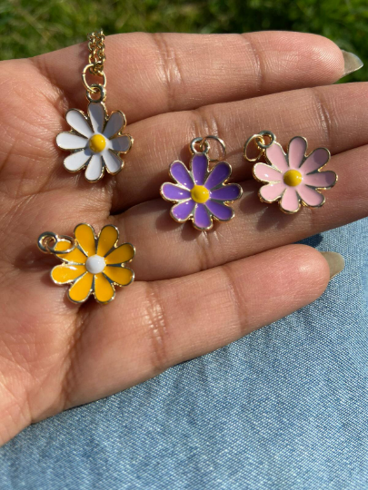 Colourful Yellow Indie Boho Daisy Floral Sunflower Charms Summer Necklace Pink