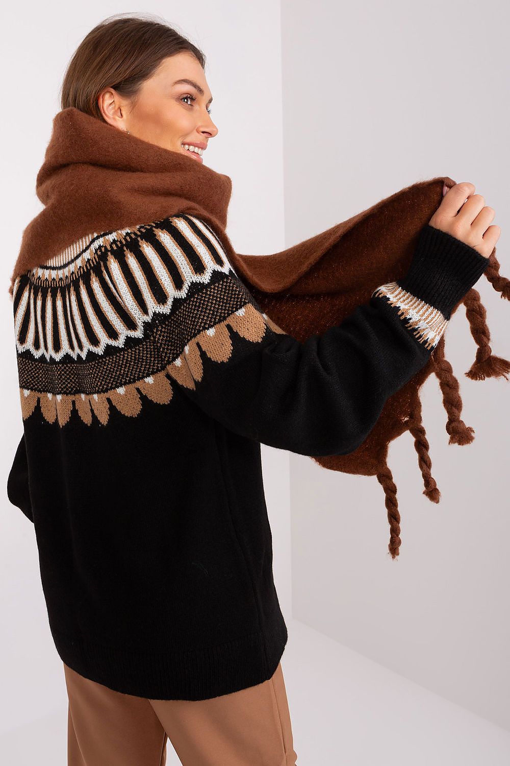 AT Geometric Tassel Shawl Scarf