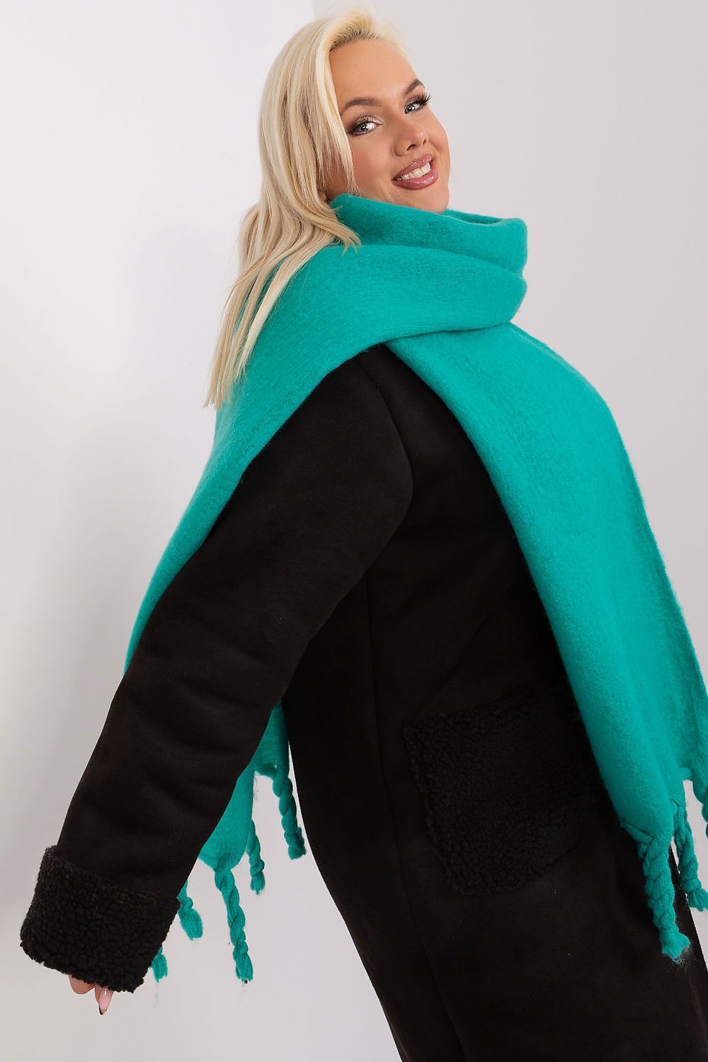 AT Geometric Tassel Shawl Scarf