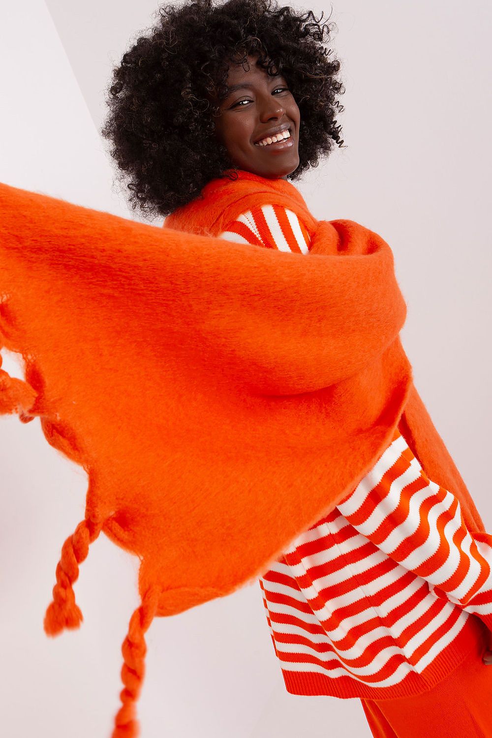 AT Geometric Tassel Shawl Scarf