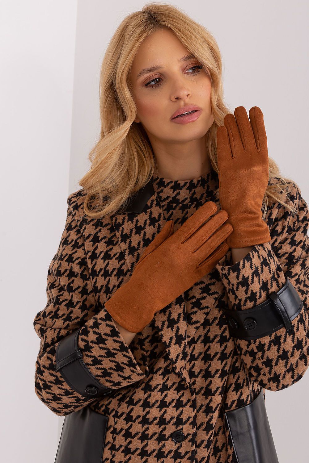 AT Smooth Insulated Touch Gloves