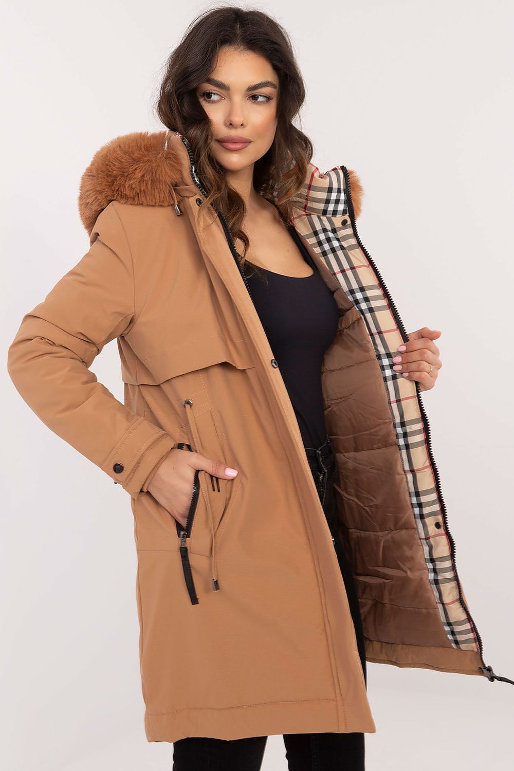 Factory Price Fur Hooded Quilted Coat