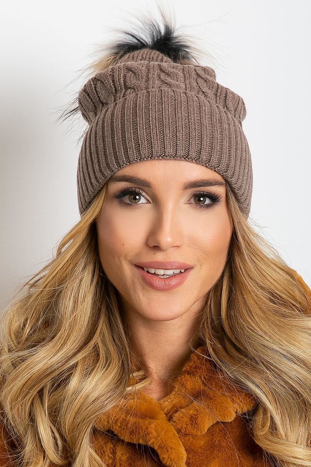 AT Fluffy Pompom Winter Cap brown one-size-fits-all