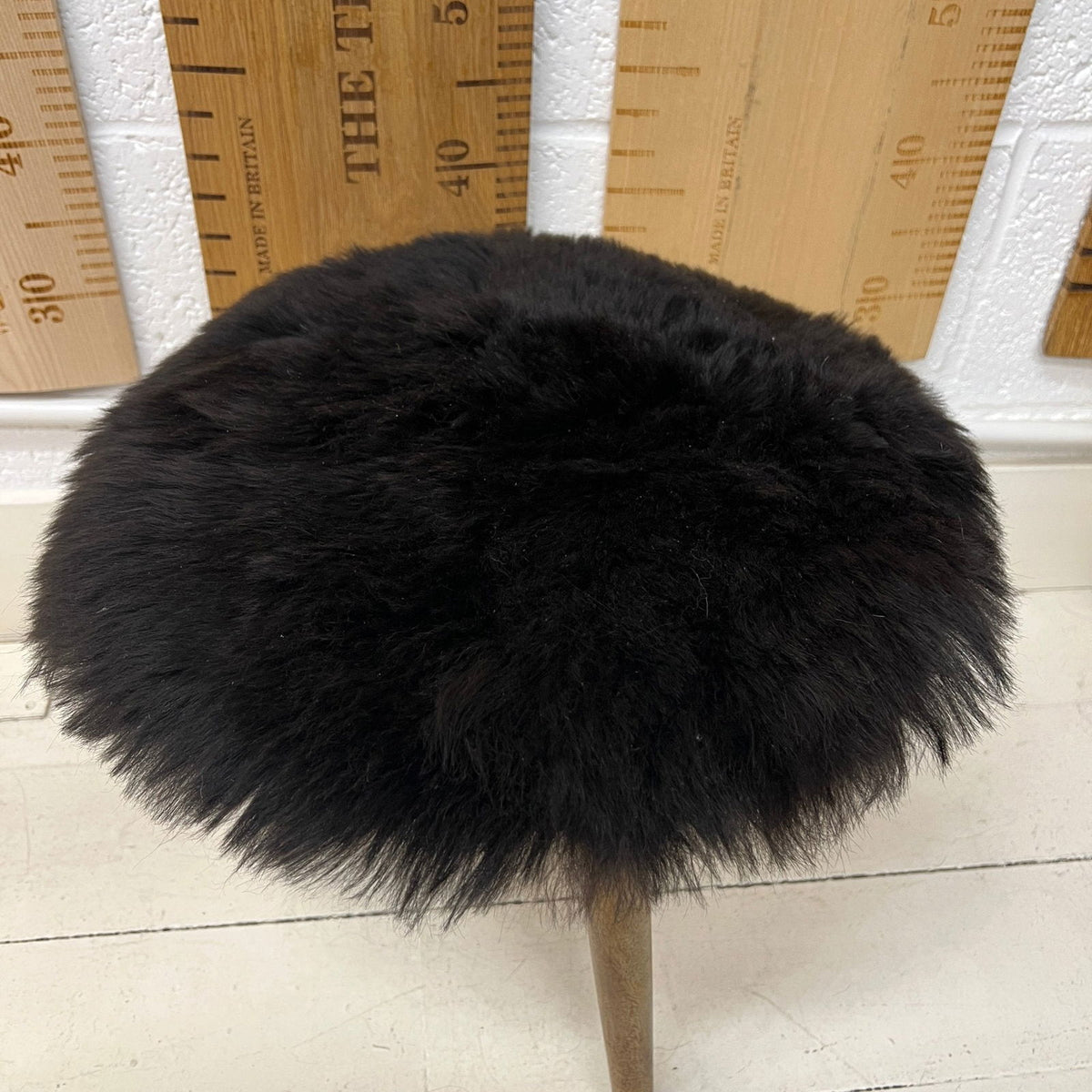 Icelandic Sheepskin Roundie Seat Cover Black Shorn 50mm