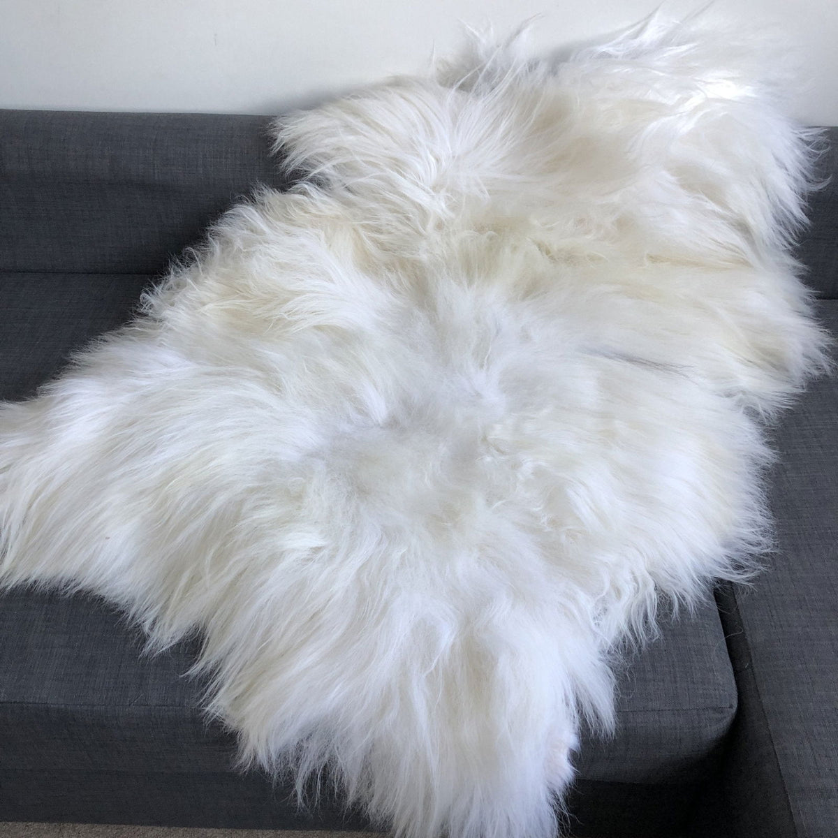 Icelandic White Long Fur Sheepskin Rug 100% Natural Sheep Skin Throw Undyed