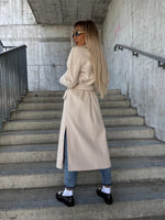 Women's Simple Long-Sleeved Lapel Button Slit Woolen Jacket