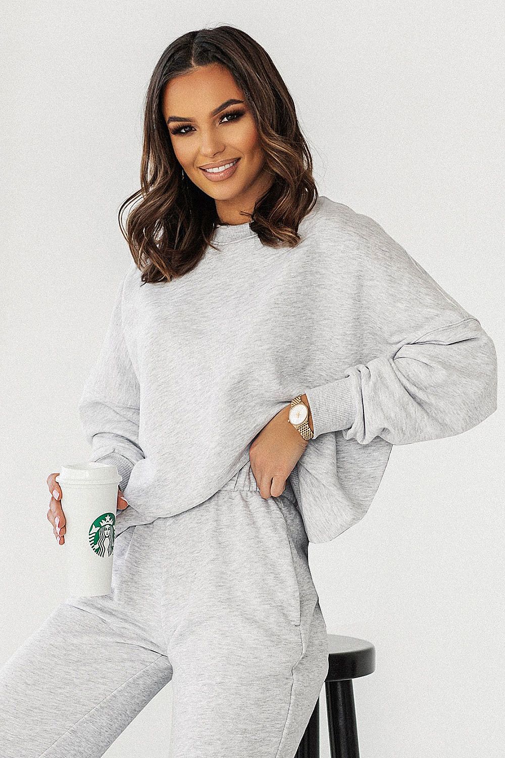 IVON Classic Oversized Sweatshirt in Trendy Seasonal Colours grey