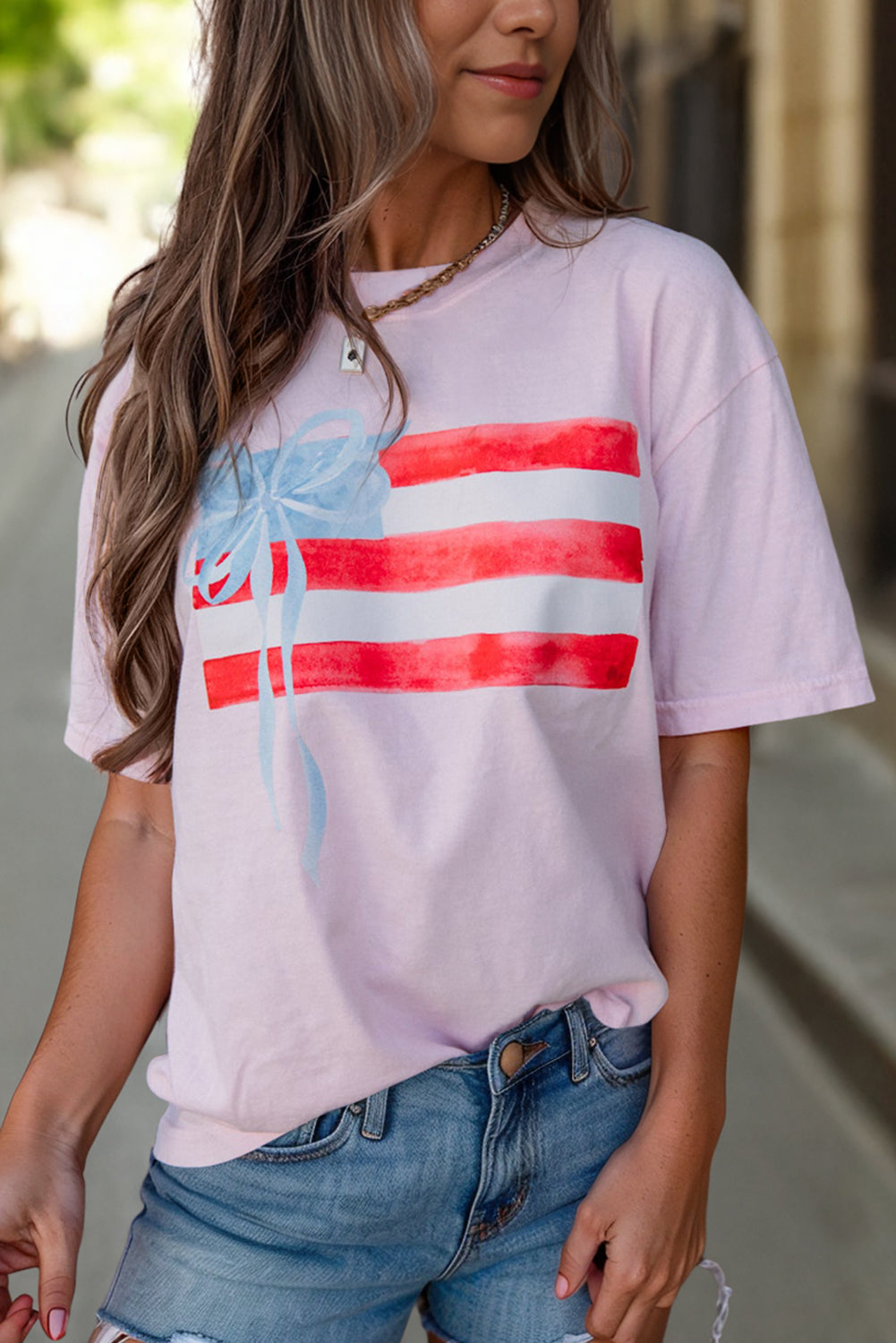 Light Pink Flag Bow Graphic Crewneck T-Shirt