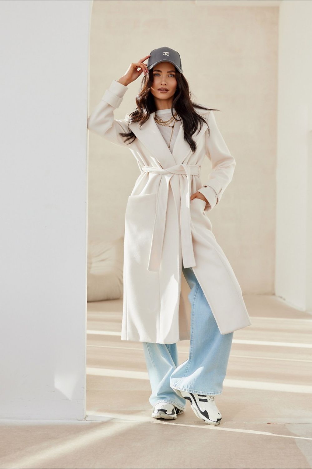 Long Sleeve Classic Collar Autumn / Winter Coat | Roco Fashion Light Beige