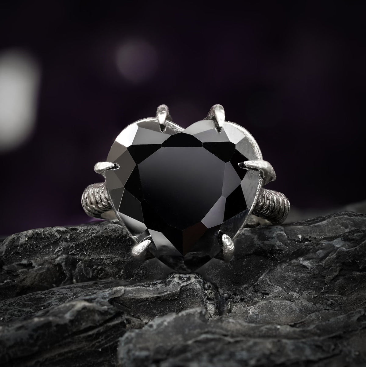 Love Bites Black Zircona Ring