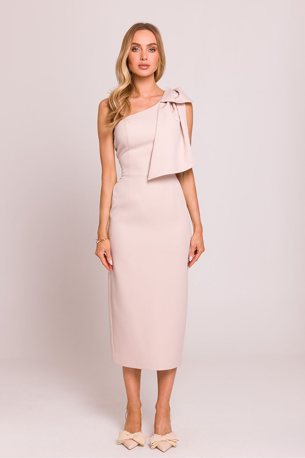 Moe Clara Asymmetrical One-Shoulder Pencil Midi Dress with Bow Accent beige