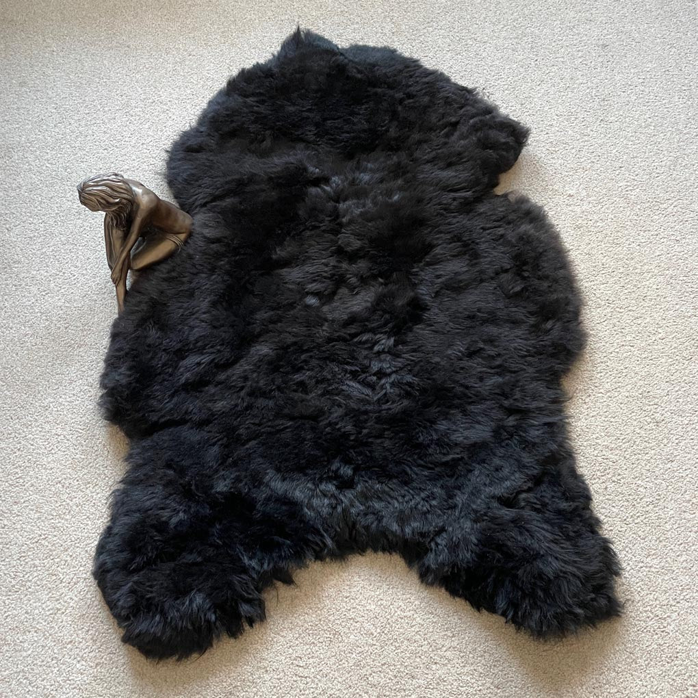 Natural Black Icelandic Shorn 50mm Sheepskin Hide | Luxury Sheep Skin