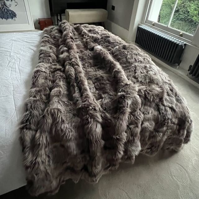 Tuscan Shearling Throw | Fur Blanket | Sheepskin Rug | Rich Mink