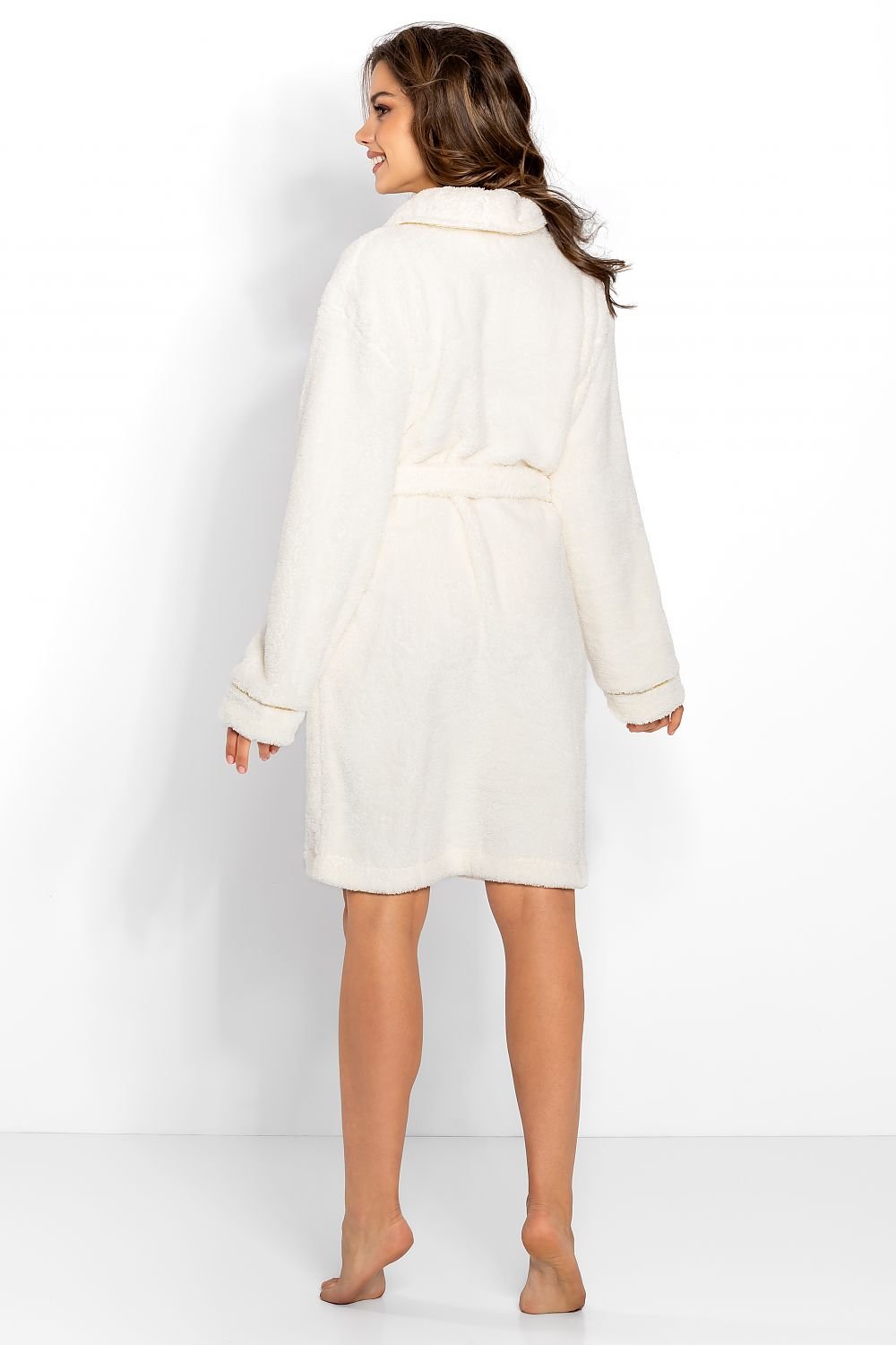 Warm Fluffy Light Ecru Bathrobe | Momenti Per Me
