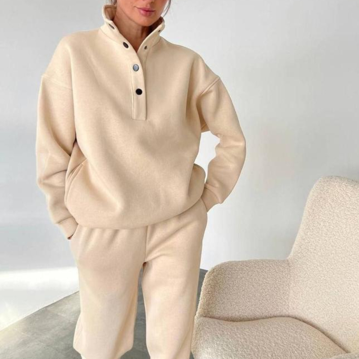 Women’s Oversized Casual Hoodie and Long Pant Tracksuit Set