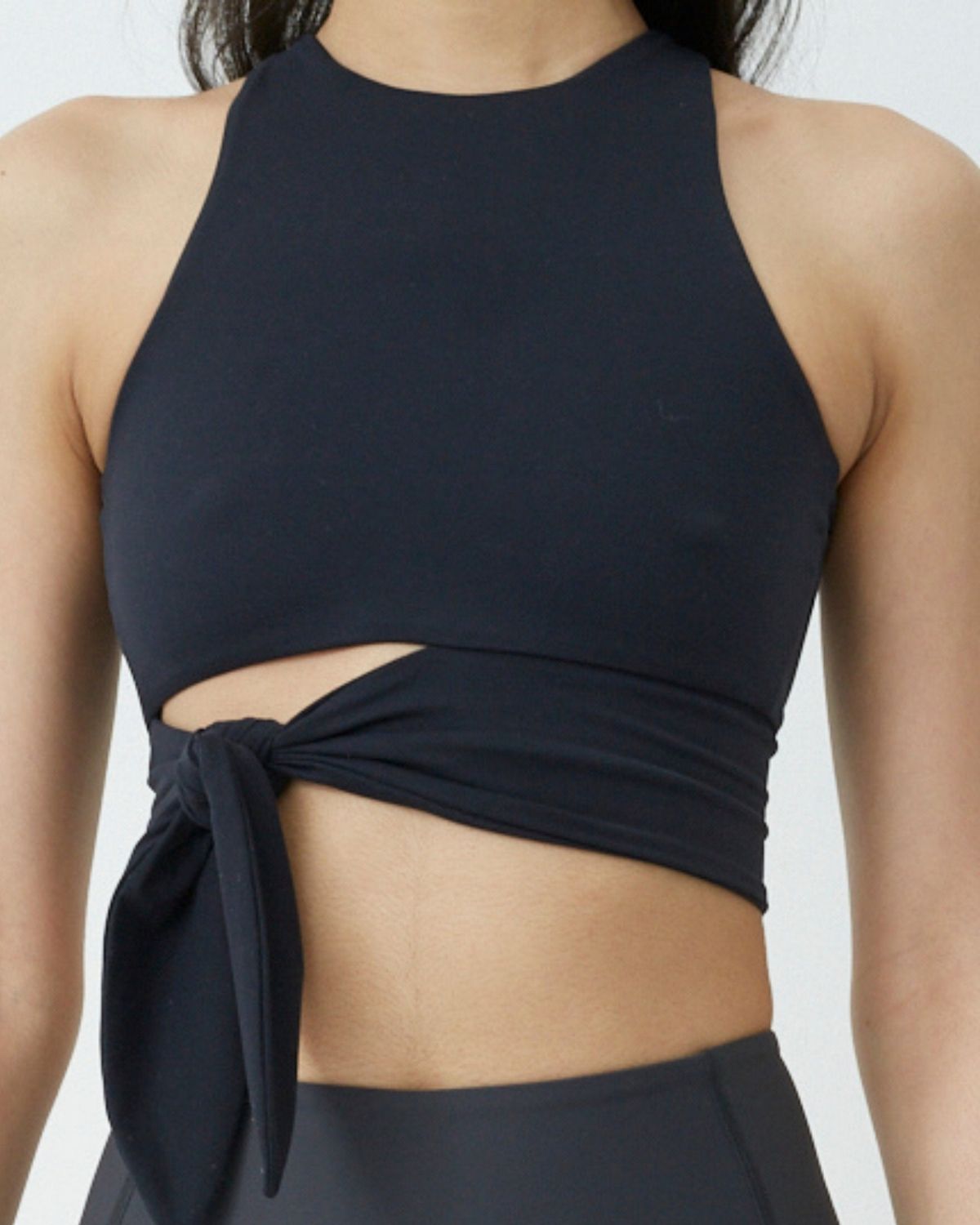 Yaz Black Workout Top | Studio Ehr