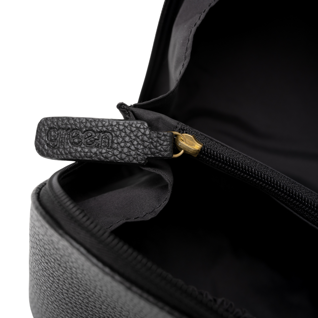 'Freya' Fold-Out Makeup Bag in Black