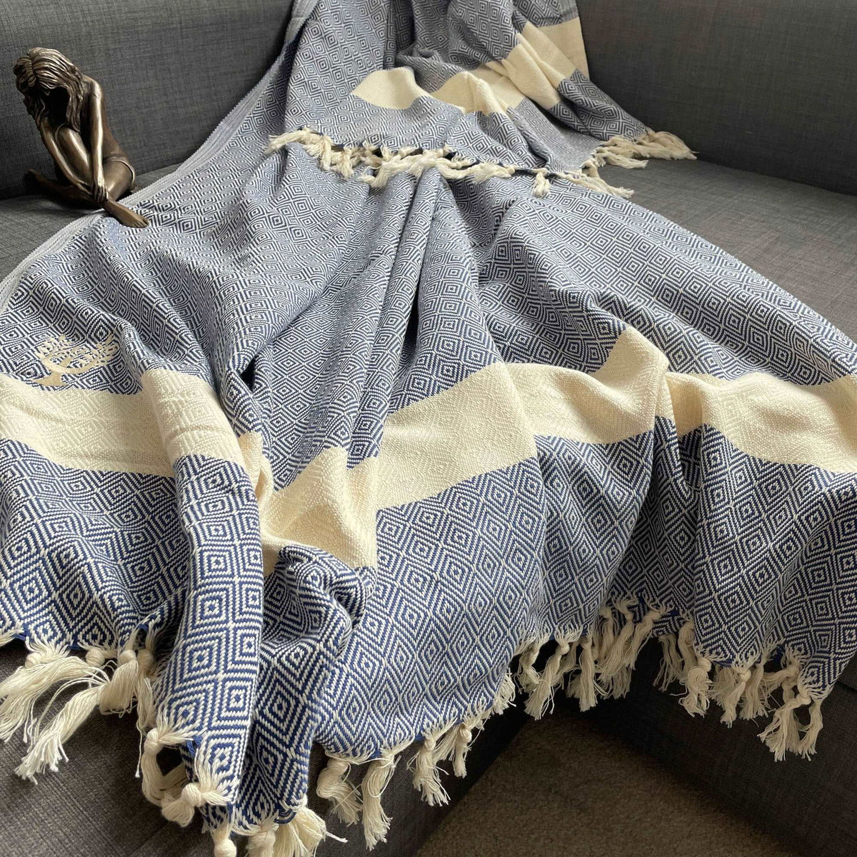 Alicia King Size Bed Throw XL Navy Blue