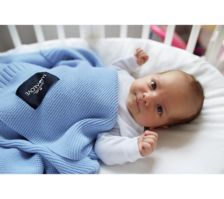 Bamboo baby blanket - Baby blue - classic knit