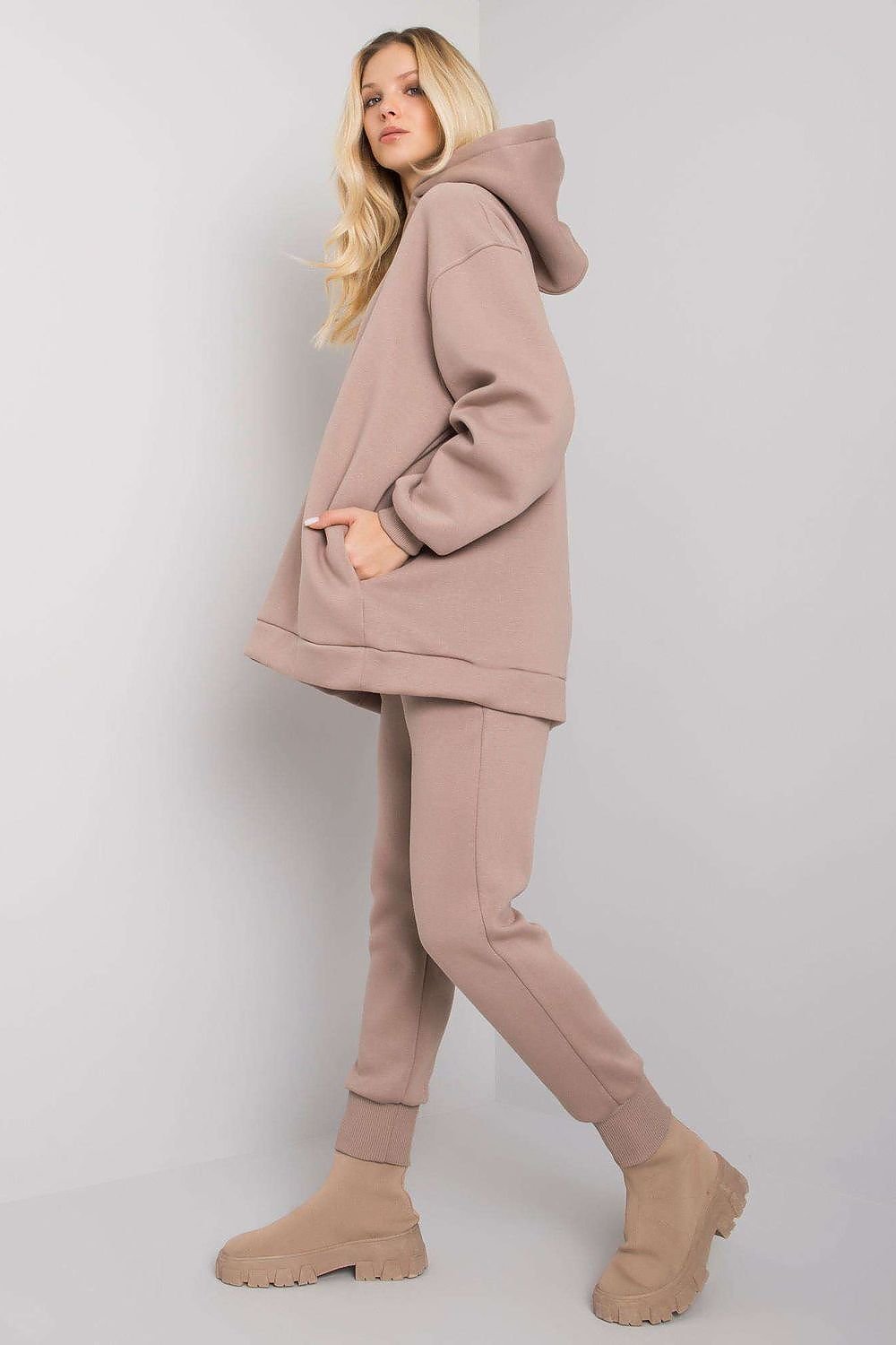 BFG Loungewear Set with Hooded Sweatshirt and Straight Cut Sweatpants beige