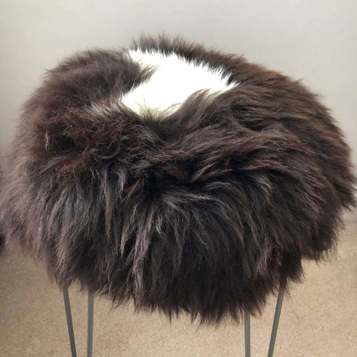 British Sheepskin Roundie Natural Brown with White Cream Ivory Feature ::: Seat Cover 35cm