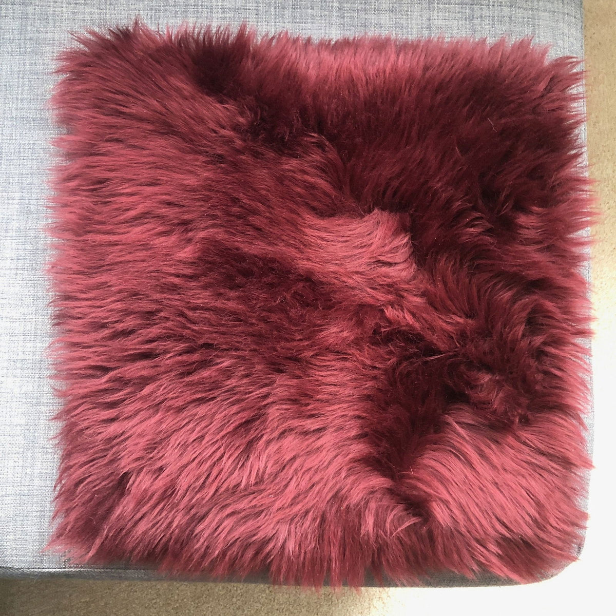 British Sheepskin Square Seat Cover 37cm Burgundy