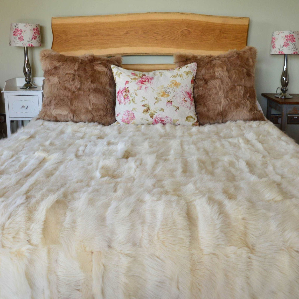 Champagne Tuscan Shearling Throw | Rug | Wildash London