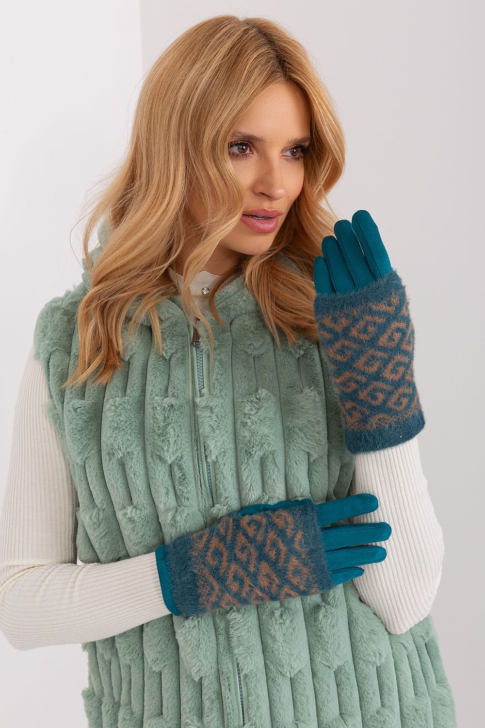 AT Touchscreen Smooth Winter Gloves with Removable Lining