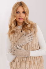 AT Insulated Geometric Gloves beige