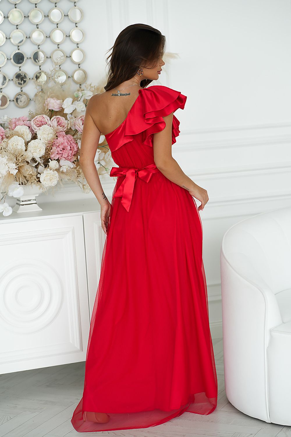 Elegant One-Shoulder Mesh Evening Dress with Satin Ruffle Detail