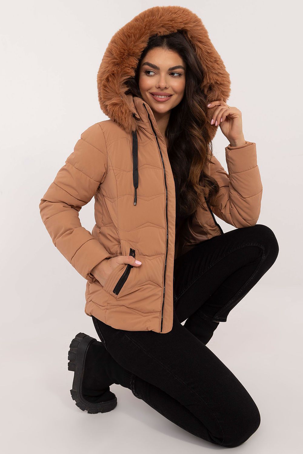 Factory Price Short Quilted Coat Jacket