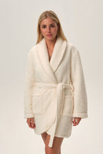 Fune Beige Cream Short Bathrobe | Henderson
