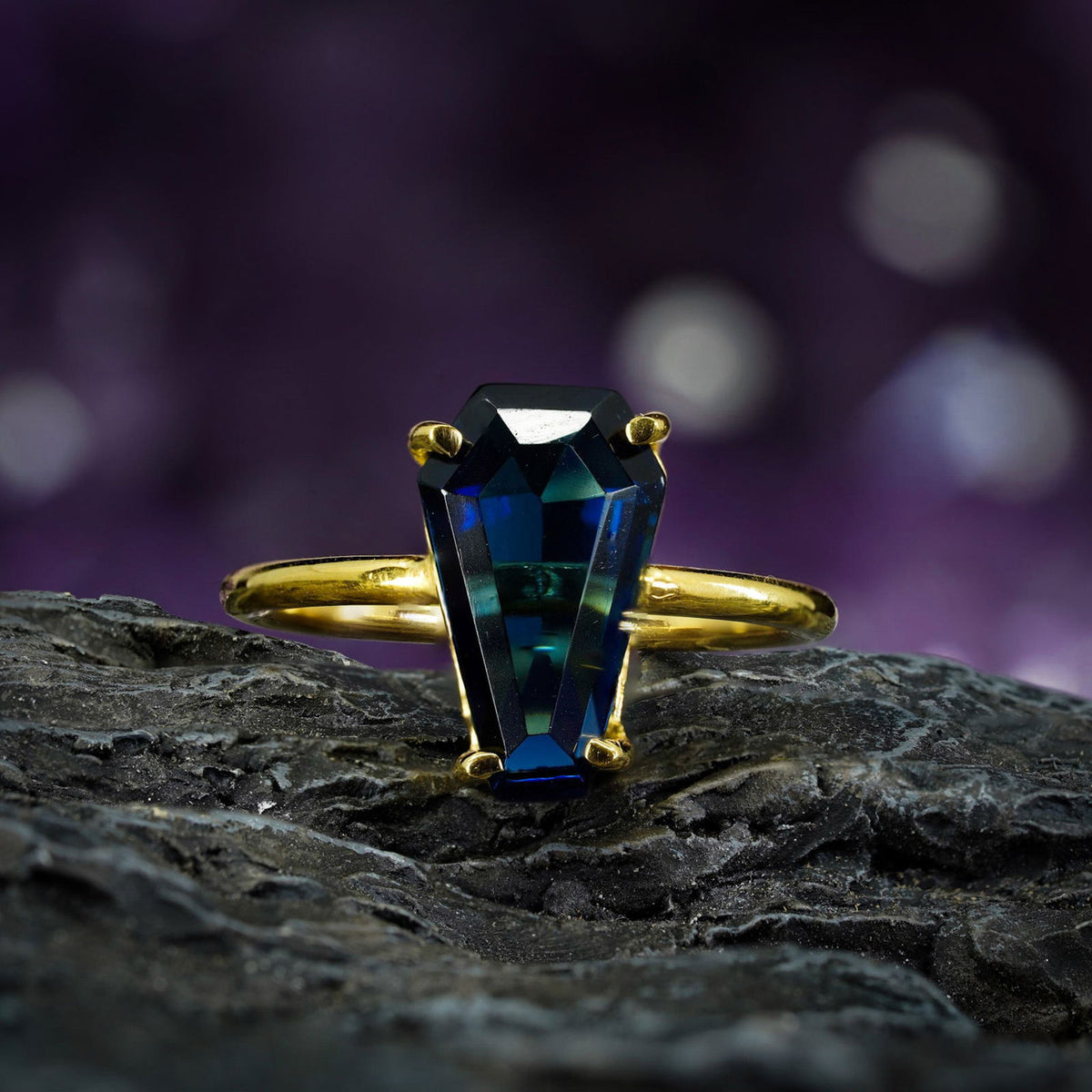 Gemstone Coffin Ring Sapphire 6