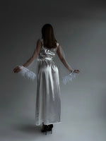 GODDESS Luxurious White Satin Bridal Robe