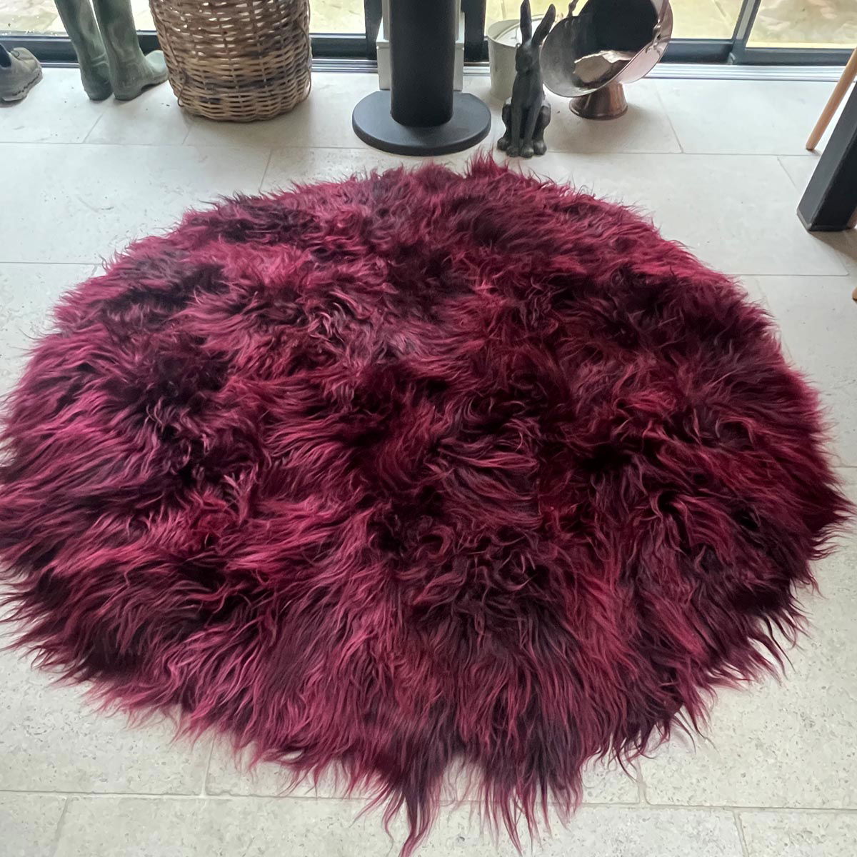 Icelandic Sheepskin Burgundy Rug | Throw Round