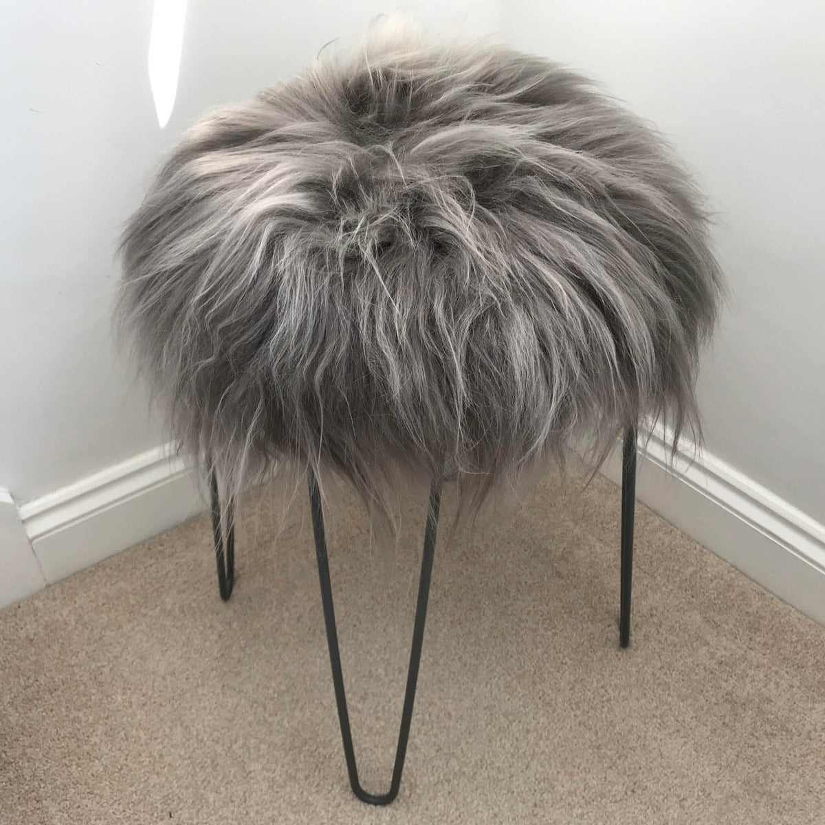 Icelandic Sheepskin Roundie Seat Cover Cool Grey Long 35cm