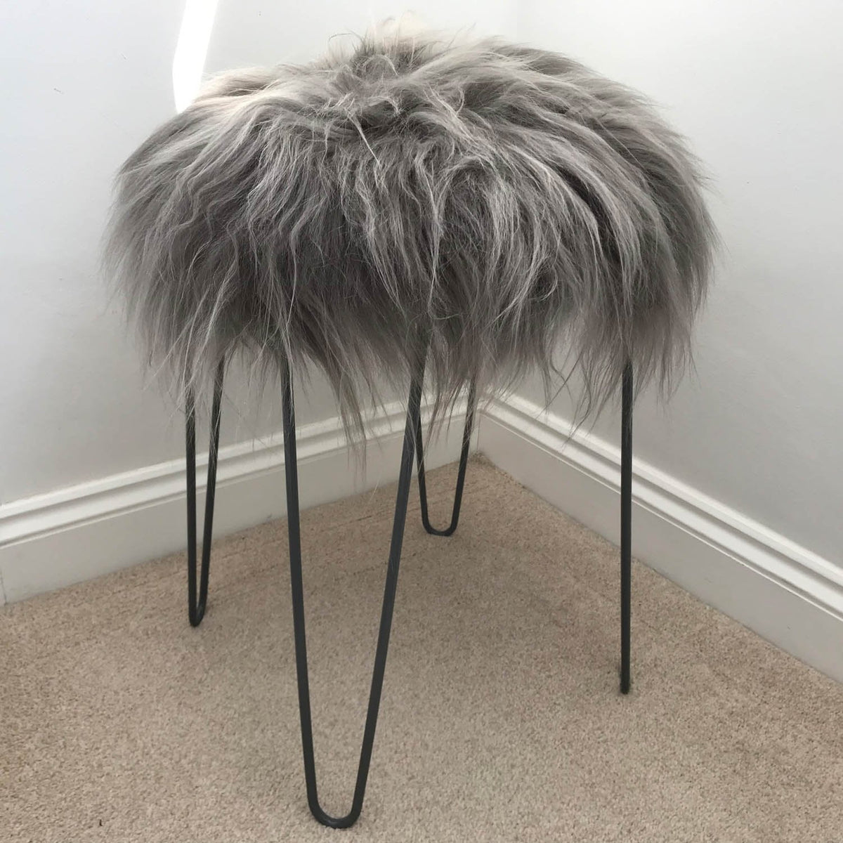 Icelandic Sheepskin Roundie Seat Cover Cool Grey Long 35cm
