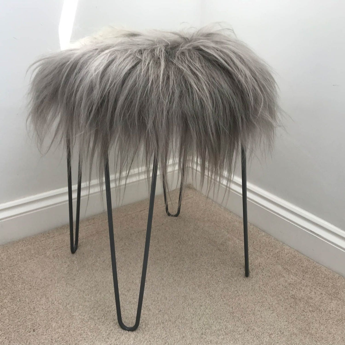 Icelandic Sheepskin Roundie Seat Cover Warm Grey Long 35cm