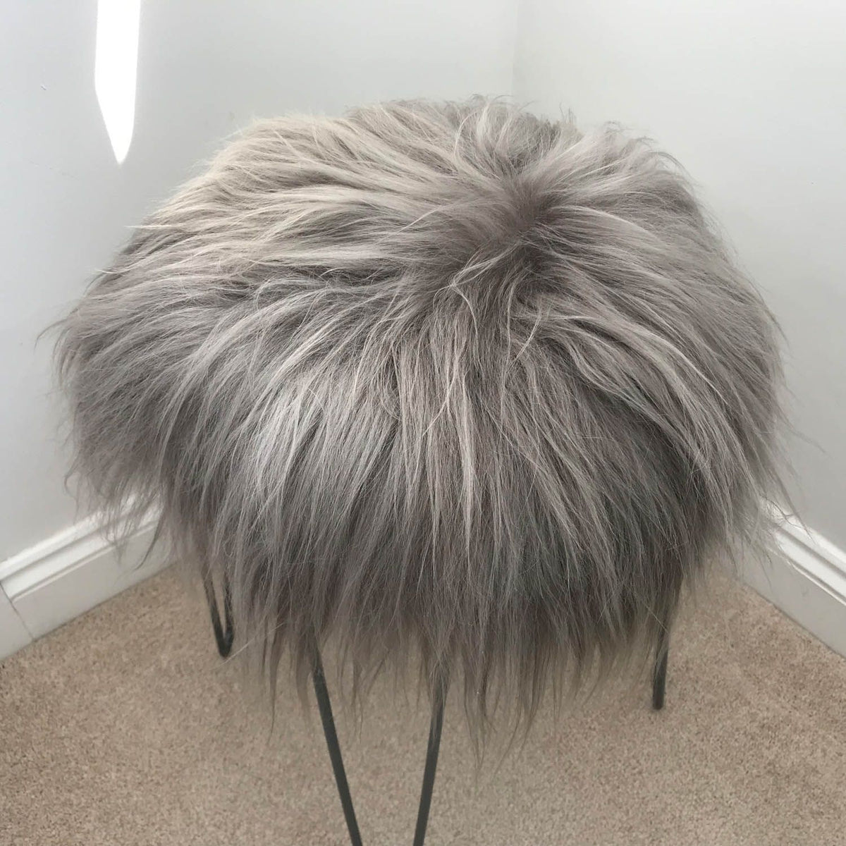 Icelandic Sheepskin Roundie Seat Cover Warm Grey Long 35cm