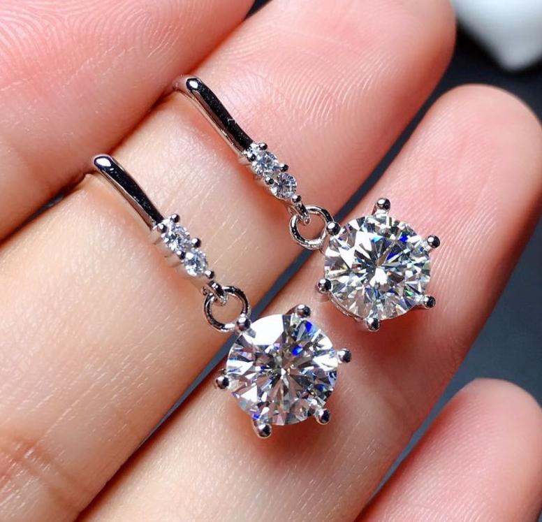 Isadora 1 Carat Moissanite Diamond Earrings