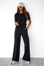 LaBalancia Ladies' Viscose Loungewear Set - Short-Sleeve Round Neck & Tie-Waist Pants black