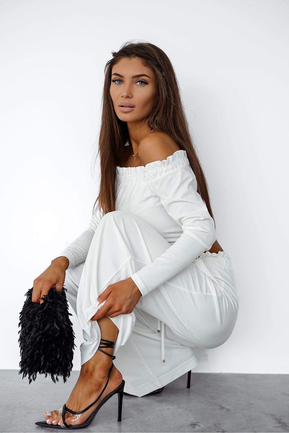 LaBalancia Off-Shoulder Spanish Neckline Loungewear Set - Sensual Viscose Chic