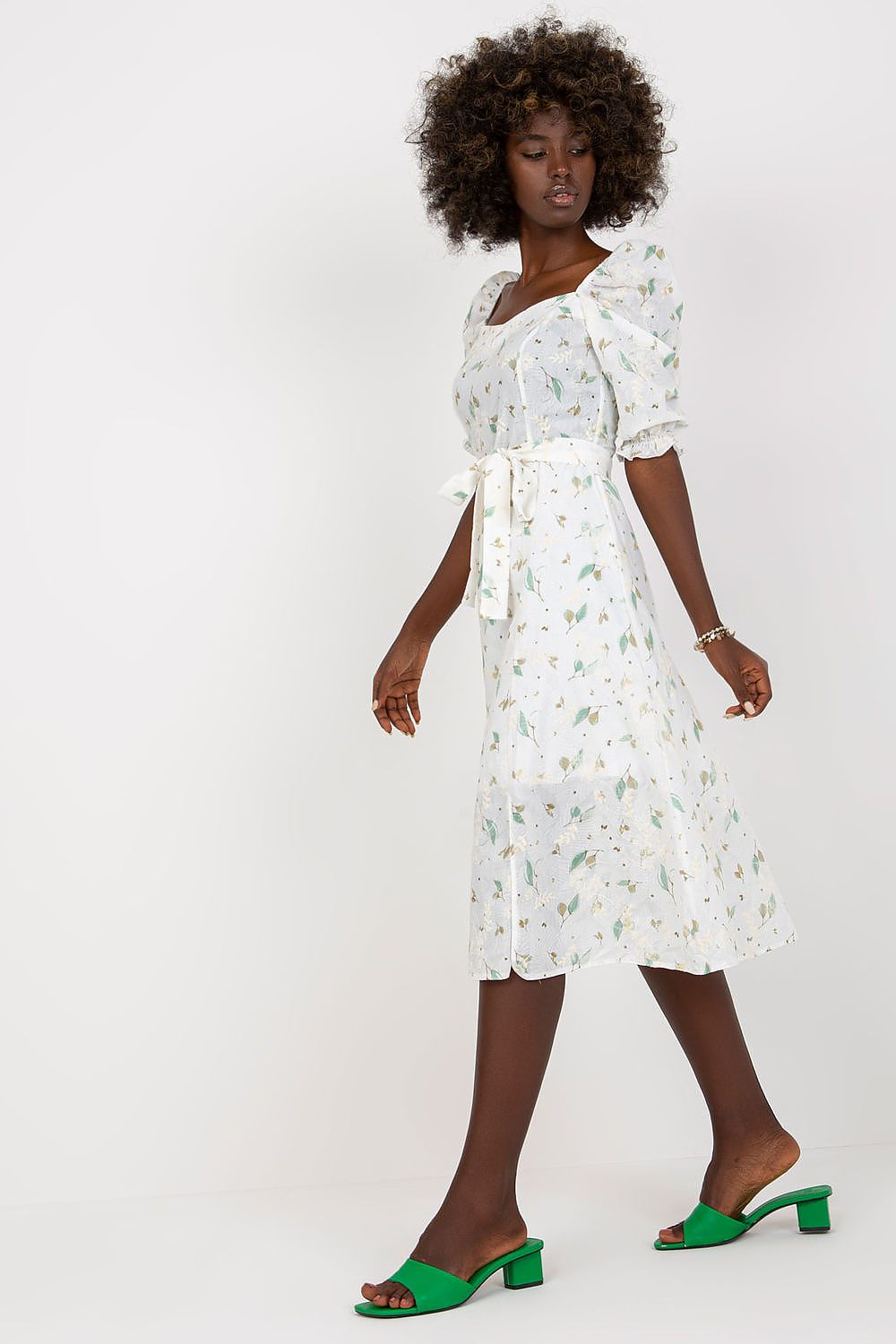 Lakerta Floral Midi Daydress with Ruffled Sleeves and Tie Belt