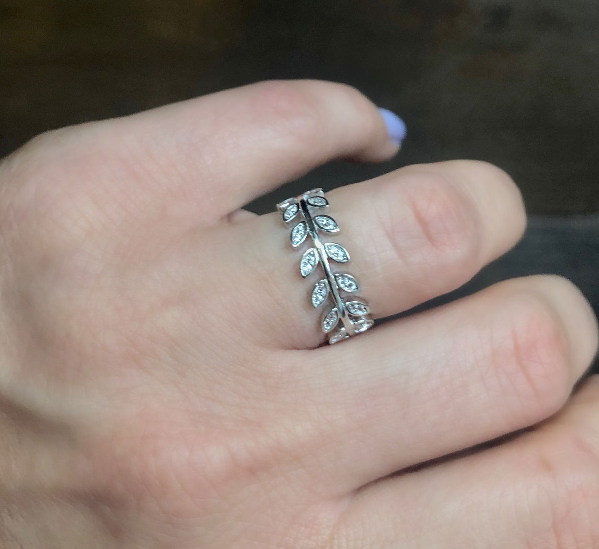 Leaves with zircon stones- Ring Silver
