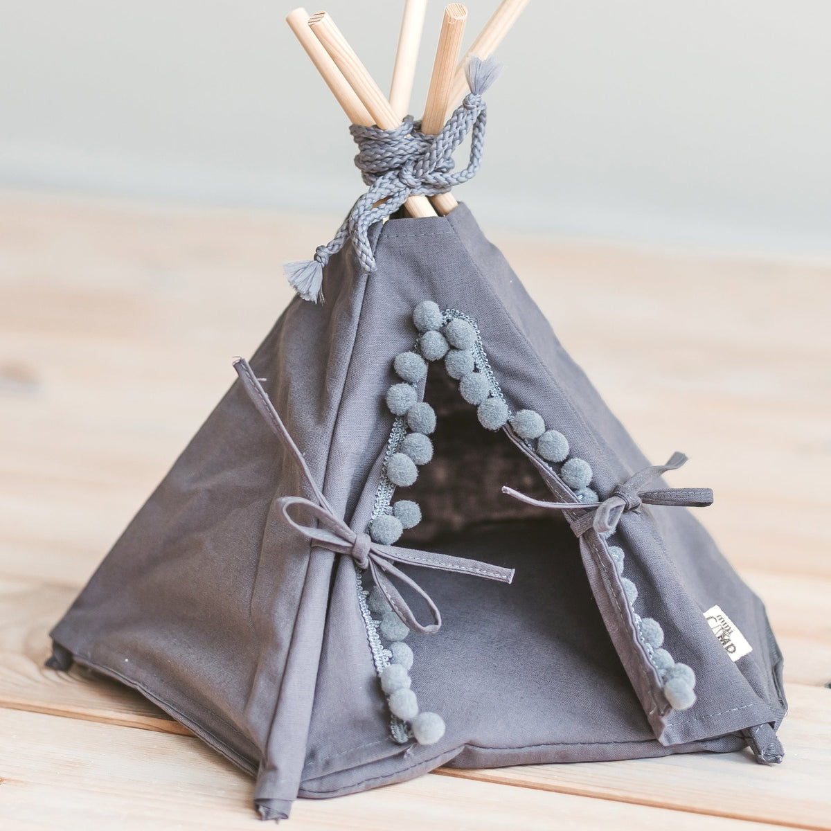 MINICAMP Guinea Pig Bed Teepee, Chinchilla Bed, Small Pet Bed – Sizes 2XS, 3XS, 4XS Grey 4XS