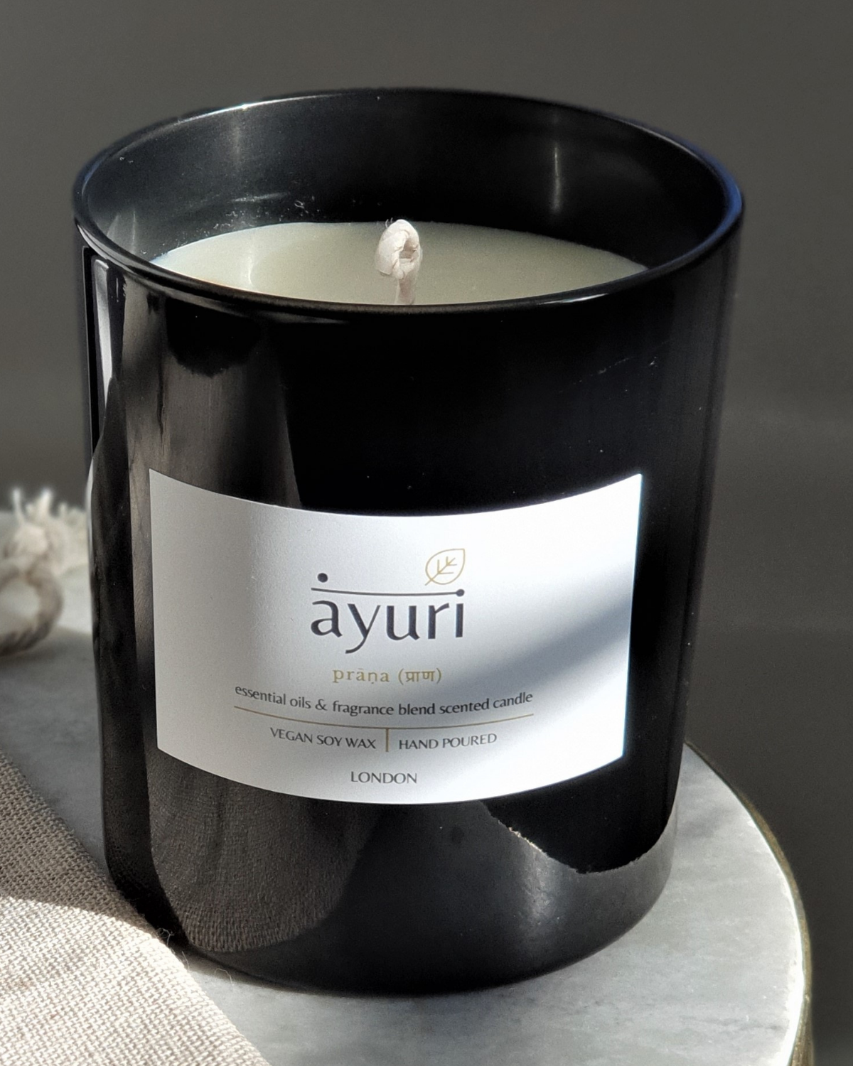 Ayuri Praṇa Candle प्राण (patchouli, ylang-ylang) 240g