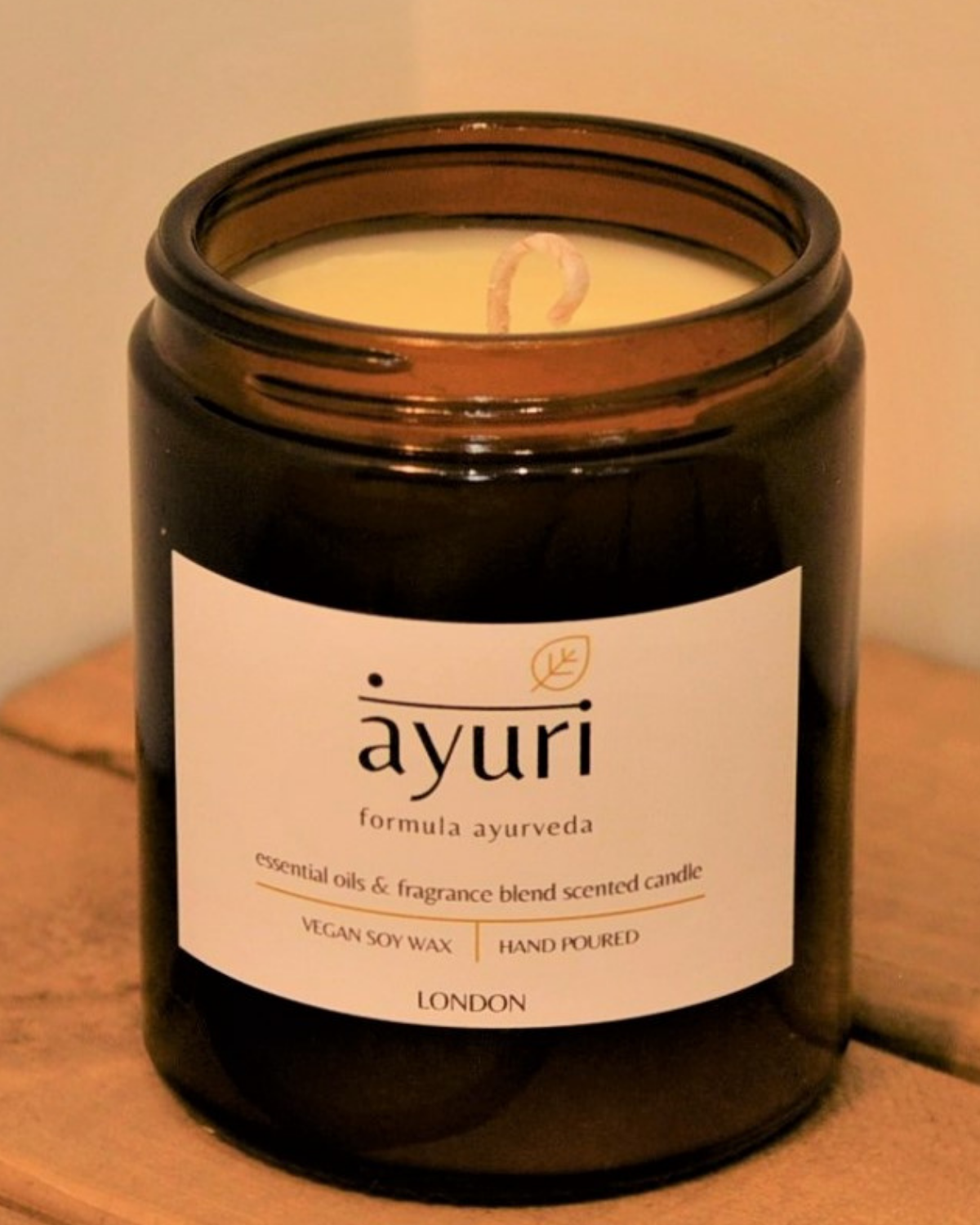 Ayuri prāṇa प्राण (patchouli, ylang-ylang) Luxury Candle